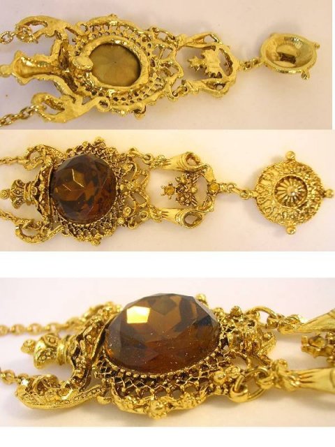 Gorgeous Glass jeweled Asian Flair necklace