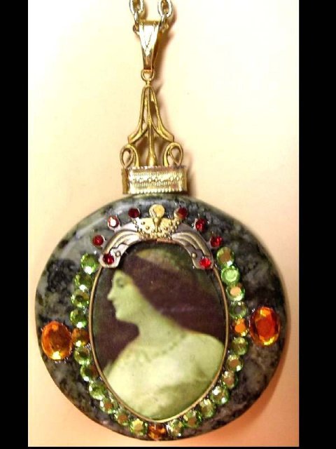 Gorgeous Renaissance Portrait jewel necklace