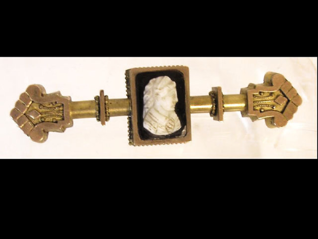 Antique Cameo Brooch * 1850s mixed metal rose & yellow Gold* bar pin Victorian Jewelry