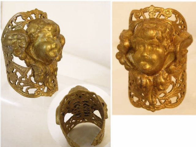 Vintage Gothic Winged Cherub angel head ring