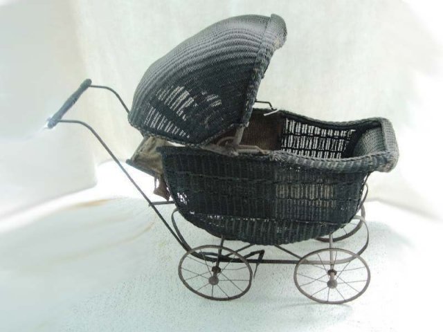 Antique Victorian Black Wicker Child's Baby Doll stroller buggy carriage pram fully functional