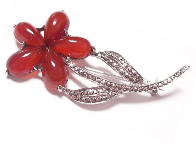 VIntage signed 50s marcasite carnelian flower Brooch DAZZLING
