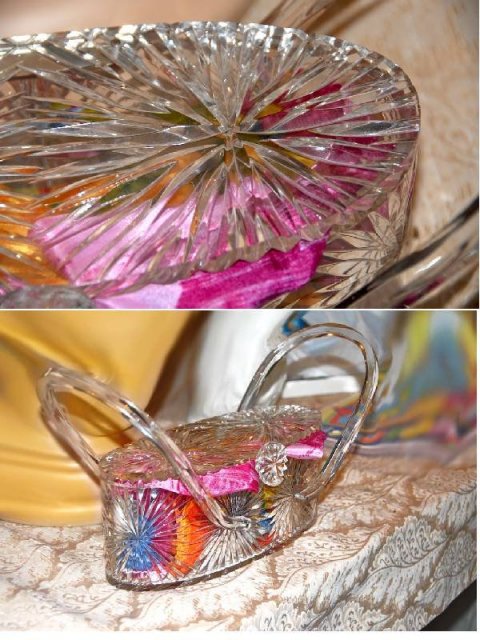 Vintage Crystal Clear Wilardy Starburst Lucite Purse