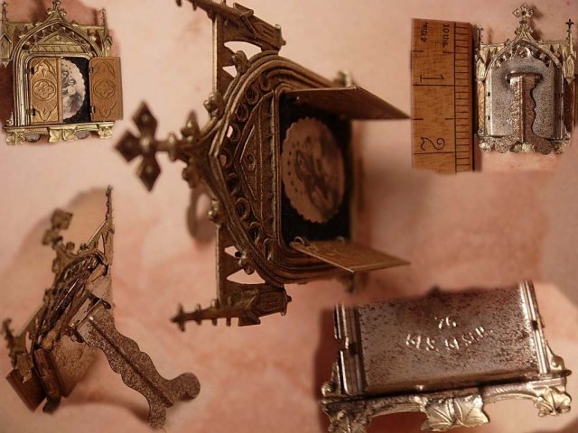 ANtique Miniature Traveling Religious Icon Shrine with hinged doors