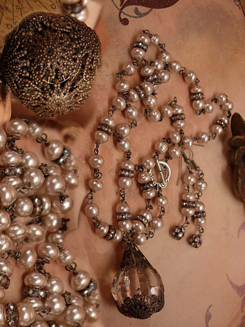 Vintage Genuine Baroque pearl chandelier necklace and earrings with rhinestone roundels
