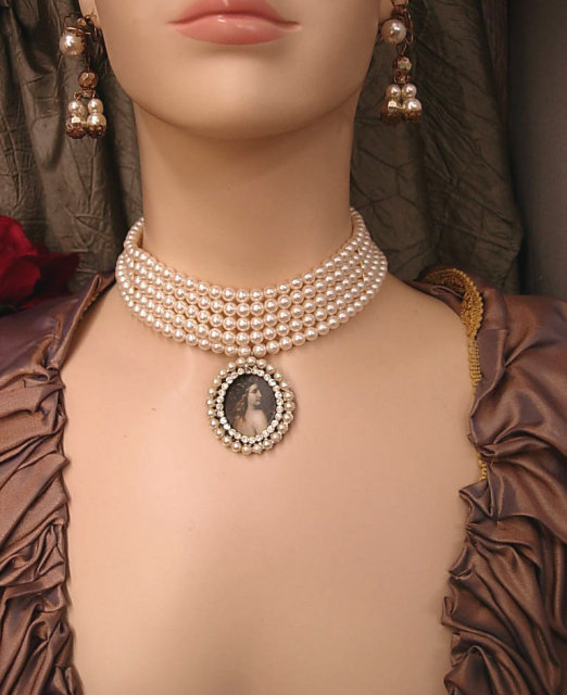 Gothic WIde pearl choker with portrait pendant and Drop chandelier earrings