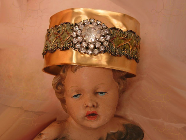 Baroque Paste Rhinestone cuff bracelet