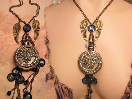 Nude pocketwatch relief necklace with antique paste settings