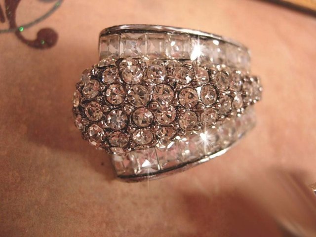 Amazing vintage Drama Queen HUGE rhinestone earrings