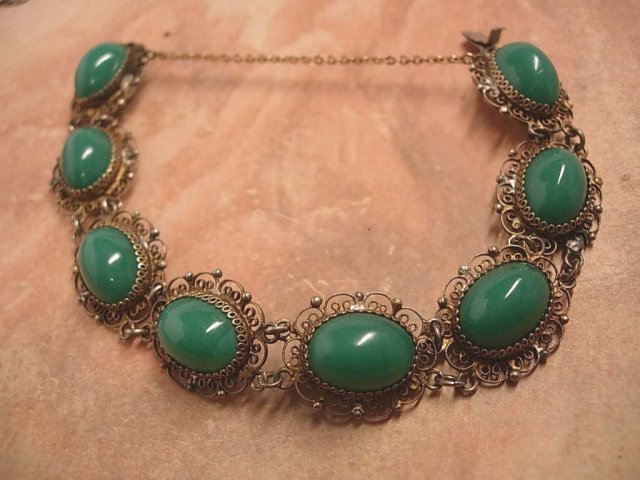 1920's DEco Chrysoprase Filigree gilt silver ornate bracelet