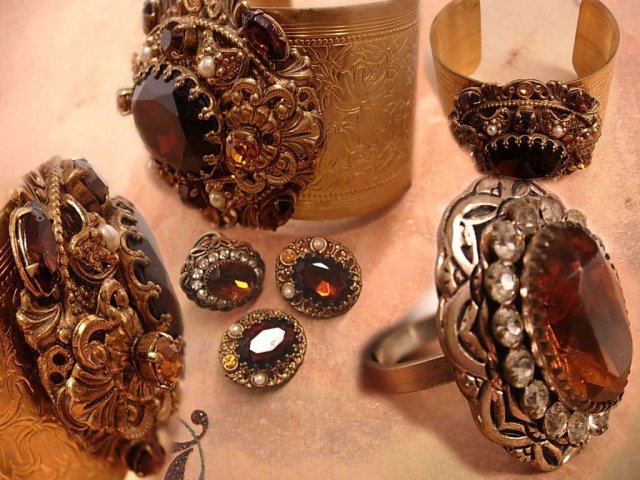 Baroque vintage Victorian Revival jeweled bracelet earrings and RING parure
