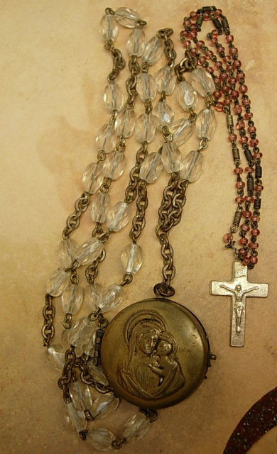 Vintage Rosary and Case locket necklace miniature childs inside Made in czechoslovakia