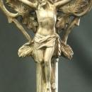 1920 Crucifix Art Nouveau Metal Oak Leaf Motif Jesus Christ Standing 15-203