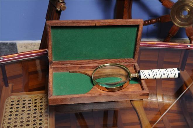 Magnifying Glass 4-Inch Wood Box New OM-151