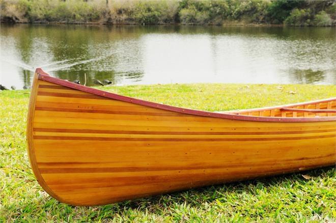 Canoe With Ribs Curved Bow 12-Ft Marine