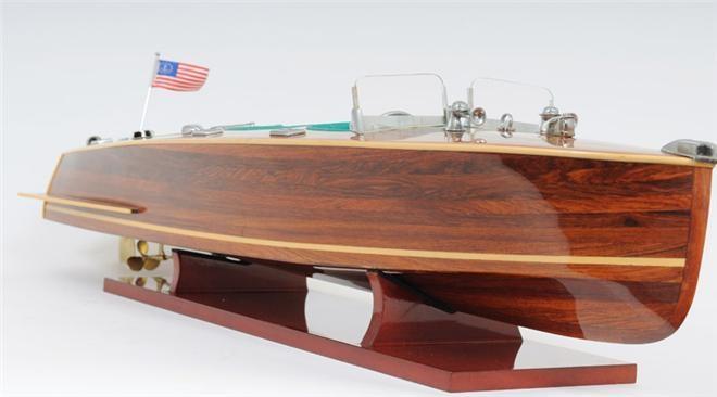 Model Motorboat Like Chris Craft Triple