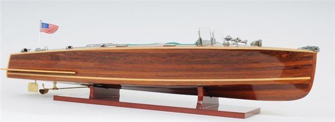 Model Motorboat Like Chris Craft Triple