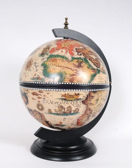 Globe 13-Inch White Wood Base New With Chess
