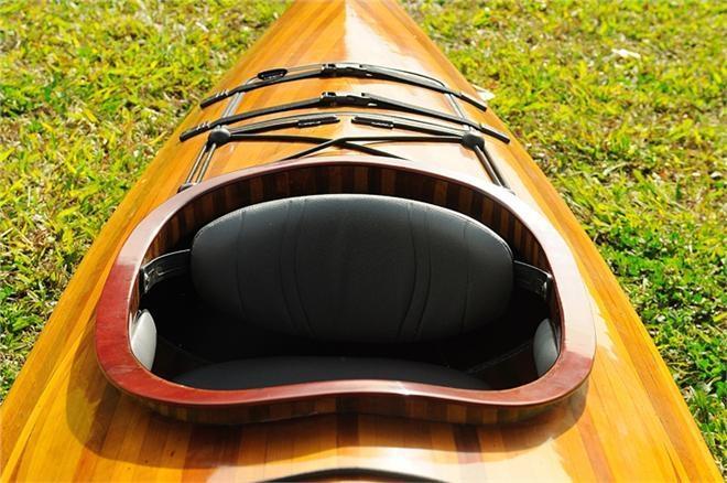 Kayak 15-Ft Clear Marine Vanish Varnish