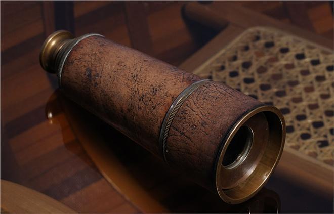 Telescope Hand-Held Wood Box New OM-13