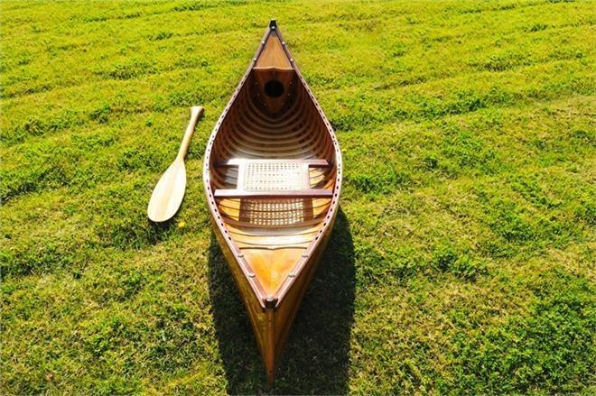 Canoe With Ribs 6-Ft Wooden Western Red