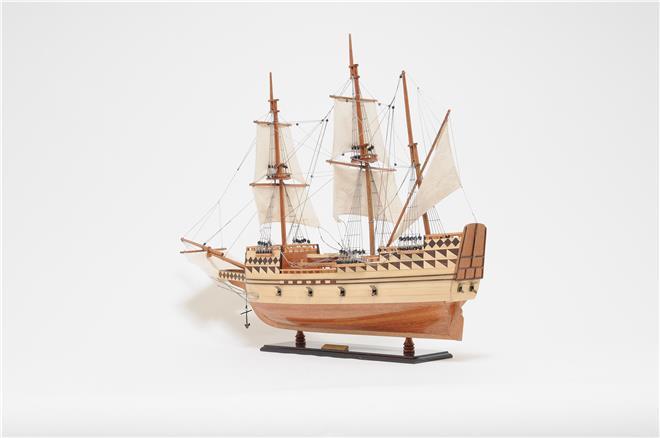Model Ship Mayflower Medium Teak Rosewood
