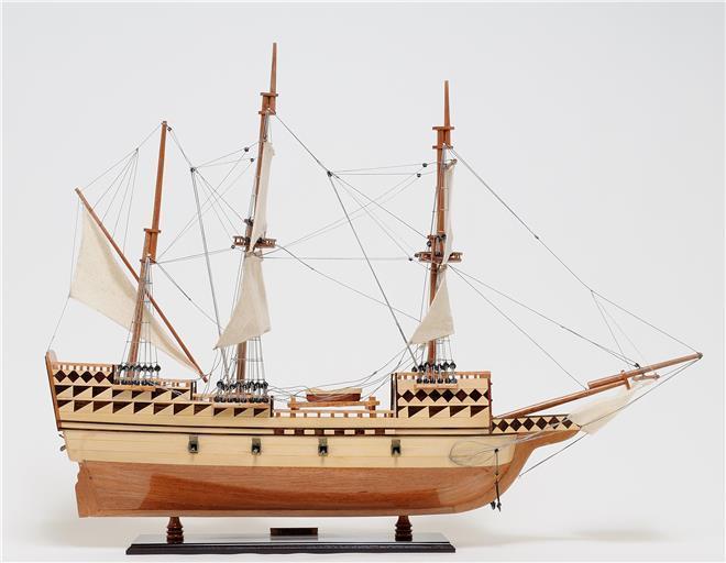 Model Ship Mayflower Medium Teak Rosewood