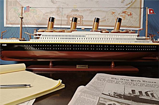 Model Ship Titanic Boats Sailing Medium