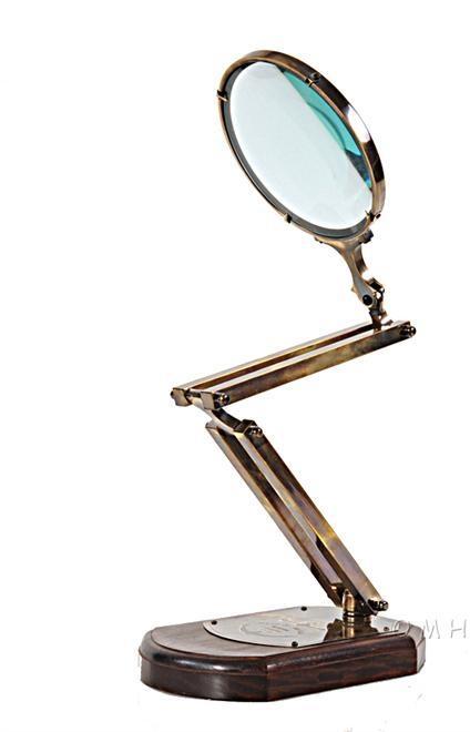 Magnifying Glass Shiny Black Brass Wooden