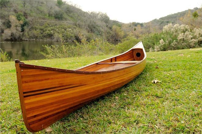 Canoe 18-Ft Clear Marine Vanish Varnish
