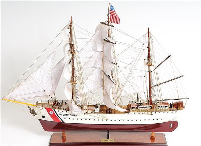 Model Ship US Coast Guard Eagle E.E.