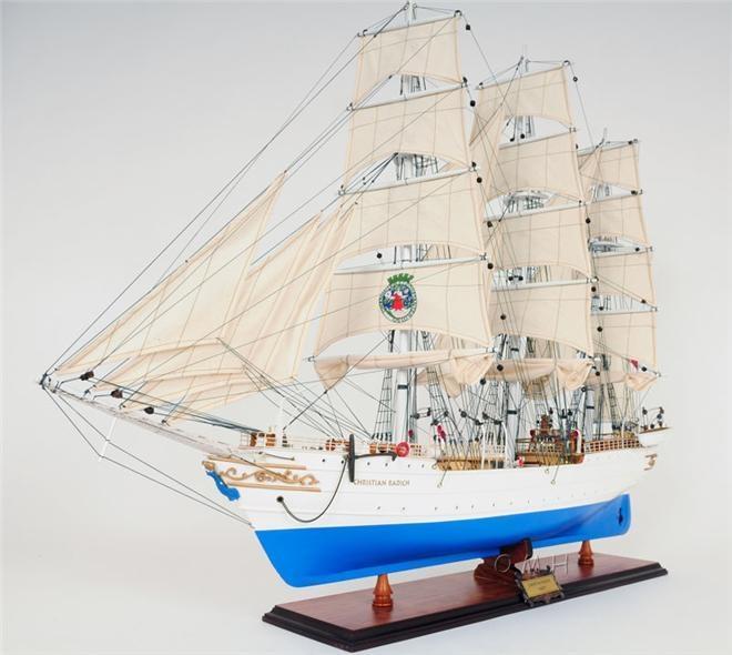 New Christian Radich OM-237