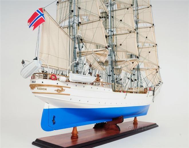 New Christian Radich OM-237