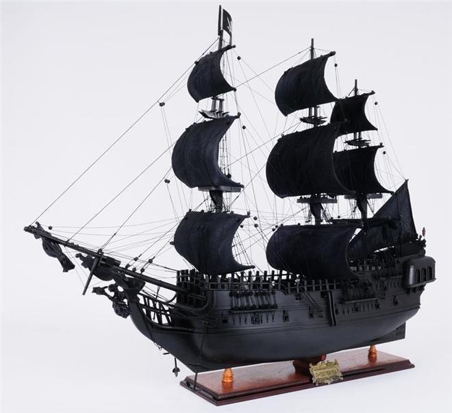 Model Pirate Ship JACK Black Pearl Boats