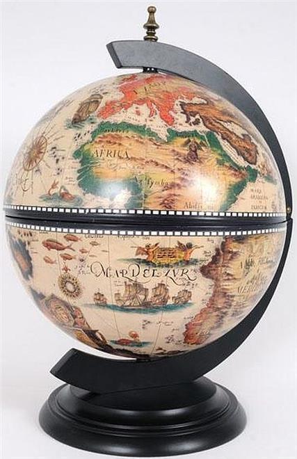 Globe 13-Inch White Wood Base New With Chess