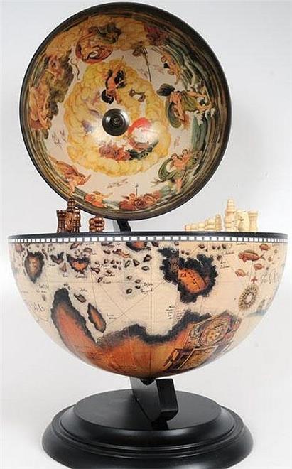 Globe 13-Inch White Wood Base New With Chess