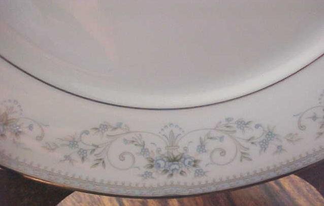 Noritake China Dinner Plate Colburn 6107 buy 1 or more