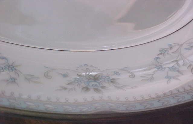 Noritake China Dinner Plate Colburn 6107 buy 1 or more