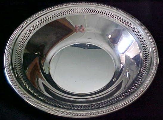 Silver Plated Fruit Bowl Ornate Cut-out Design