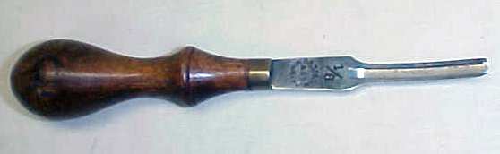 C. S. Osborne Leather Working Chisel Tool 1/4