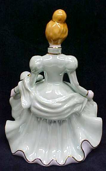 Southern Belle Music Box Porcelain Exquisite