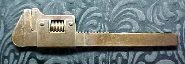 Wakefield Adjustable 9