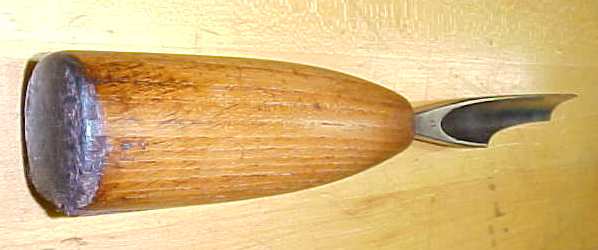 Addis No. 11 Special Fish Tail Gouge Chisel