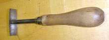 Double Edge Toothing Scraper