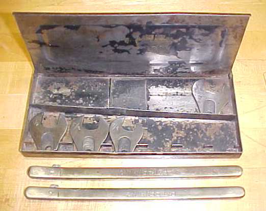 Park Metalware Wrench Set + Metal Case