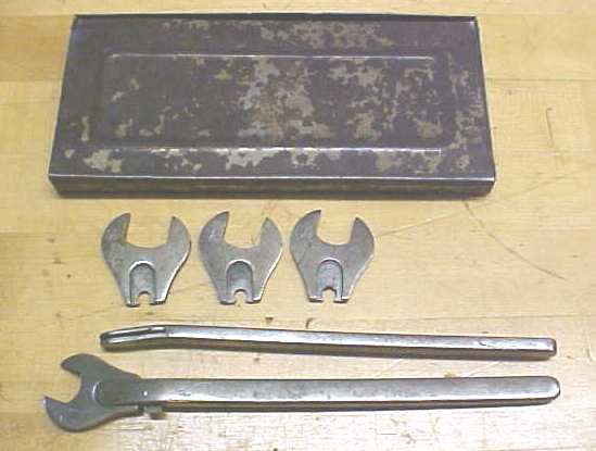 Park Metalware Wrench Set + Metal Case
