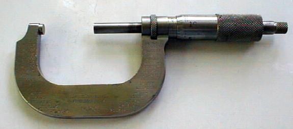 Starrett No. 2C Micrometer 1-2