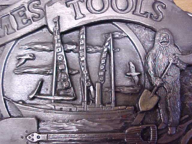 Siskiyou Ames Tools Belt Buckle North Pole