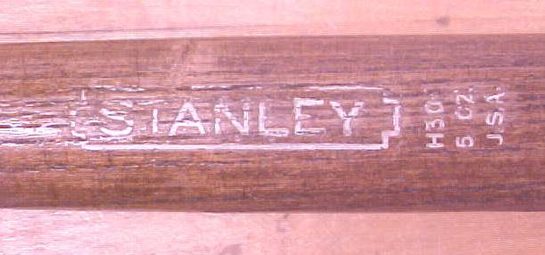 Stanley Hammer Upholstery H304 5 oz.