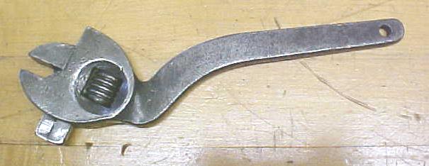S-Handle Adjustable Wrench British Strong Jaw 8 Inch